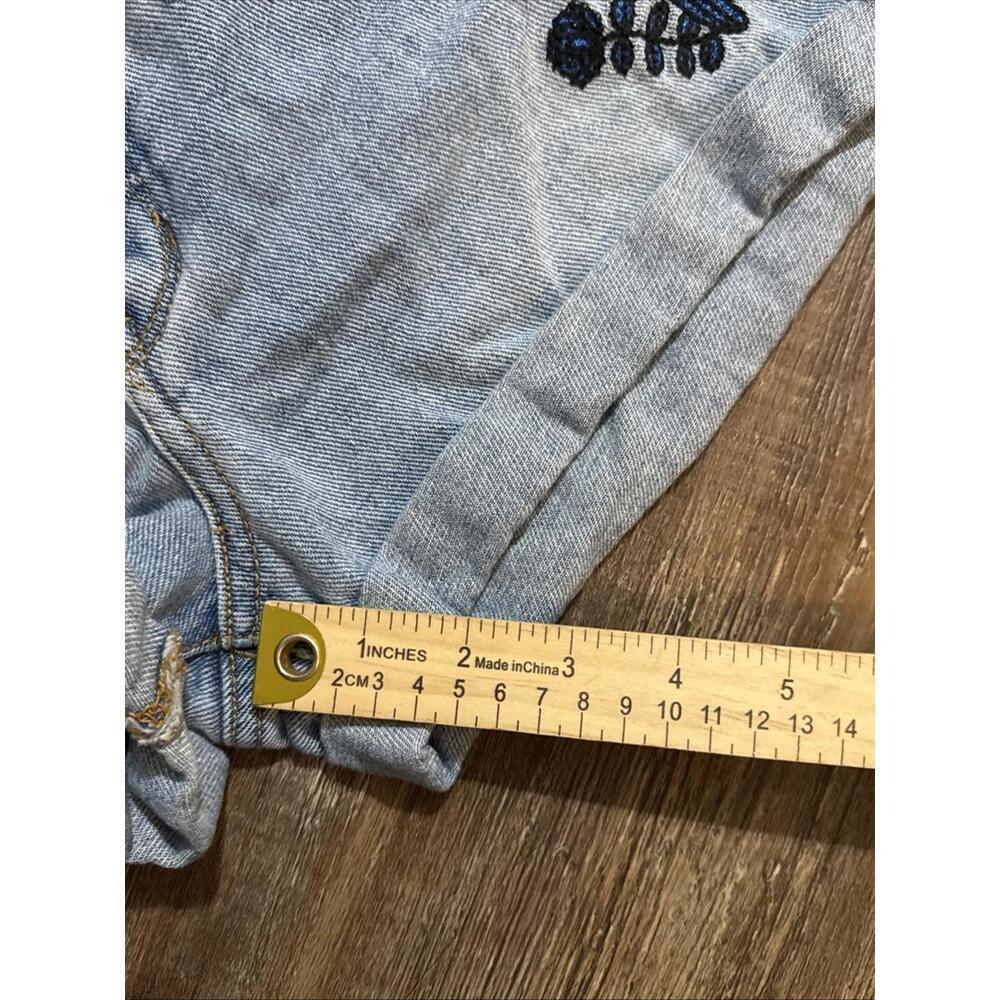 PacSun Light Wash Boho Equestrian Western Cactus‎ Floral Denim Cutoff Shorts 24 - Picture 10 of 12